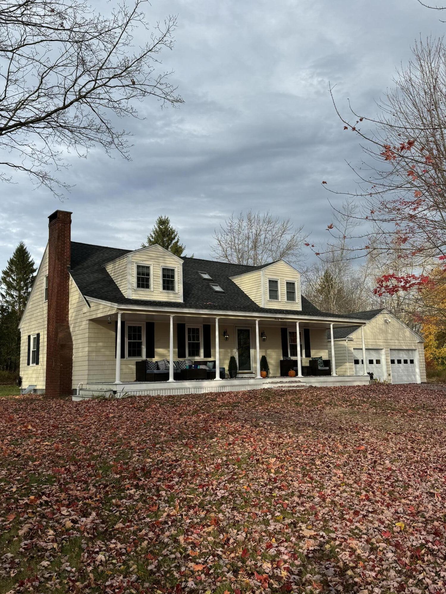 23 West Circle Falmouth ME 04105