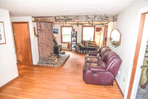 114 Grant Road Durham ME 04222