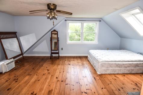 114 Grant Road Durham ME 04222