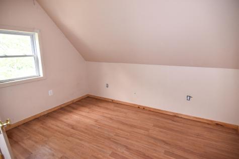 114 Grant Road Durham ME 04222