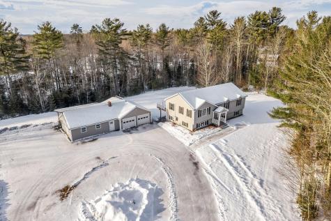 1306 Hudson Road Glenburn ME 04401