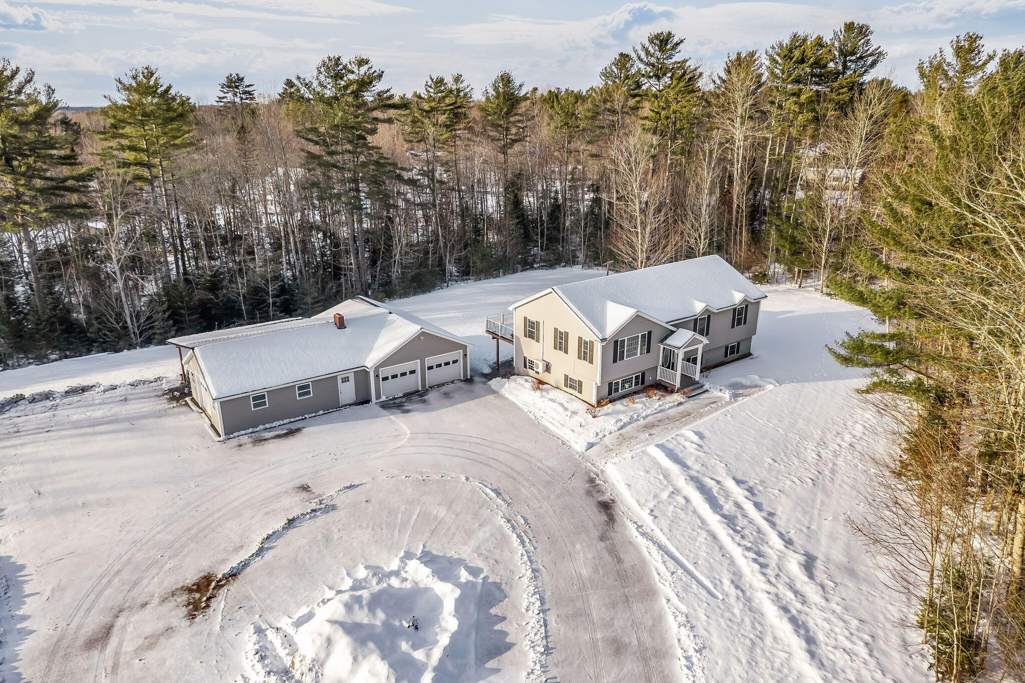 1306 Hudson Road Glenburn ME 04401