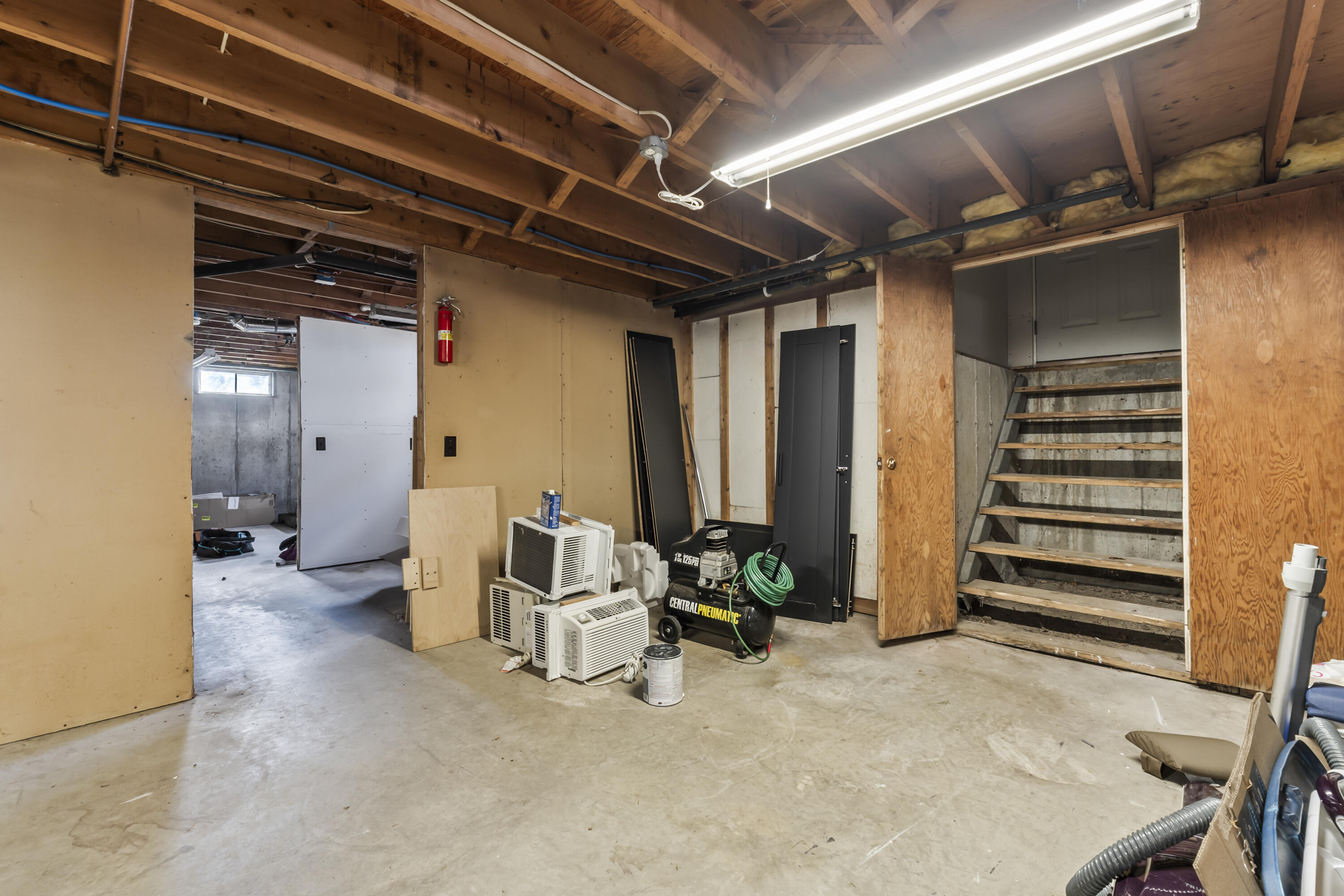 1032 Ferry Road Durham ME 04222