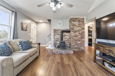 1032 Ferry Road Durham ME 04222