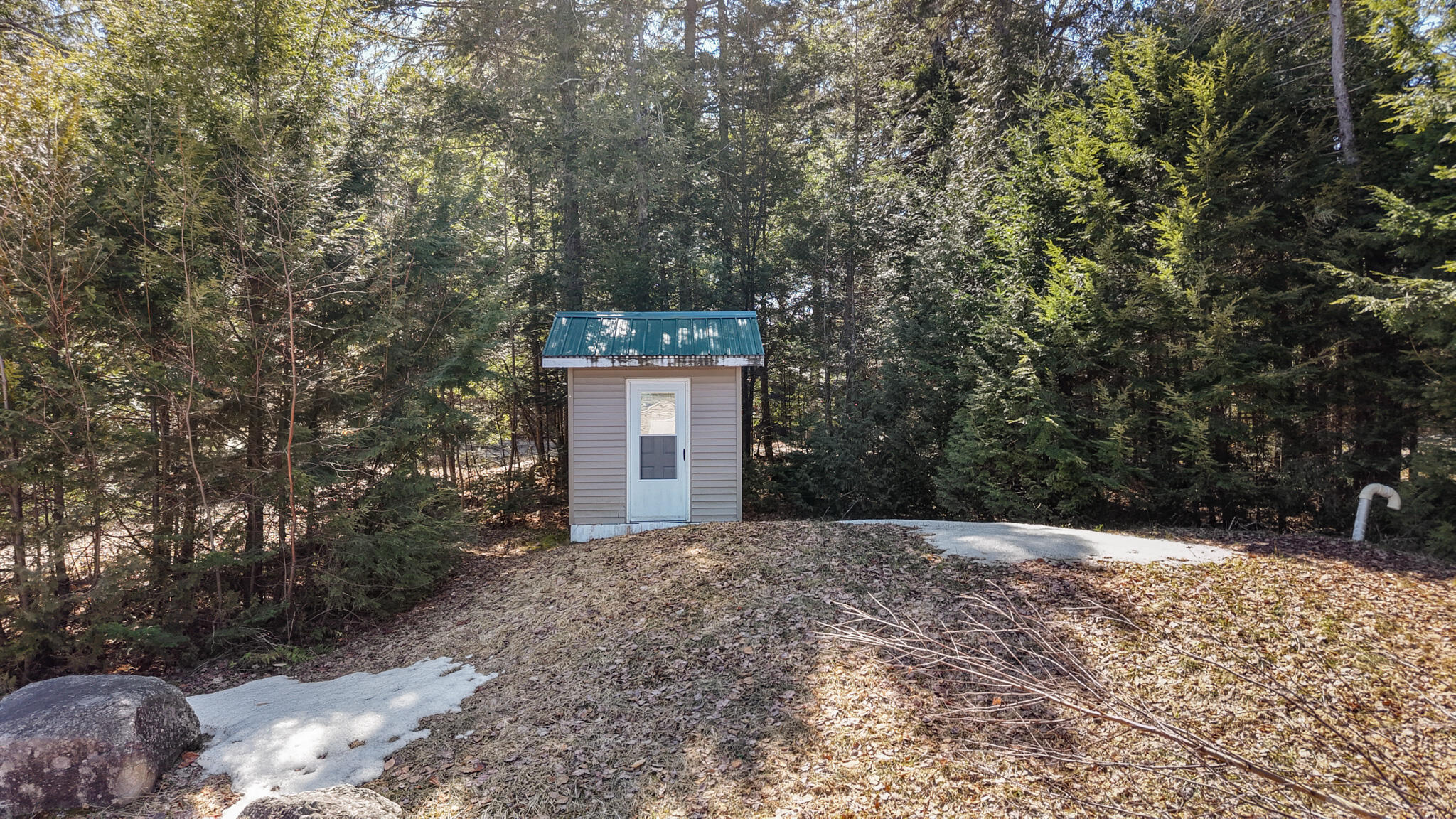 37 Petite Drive Lincoln ME 04457