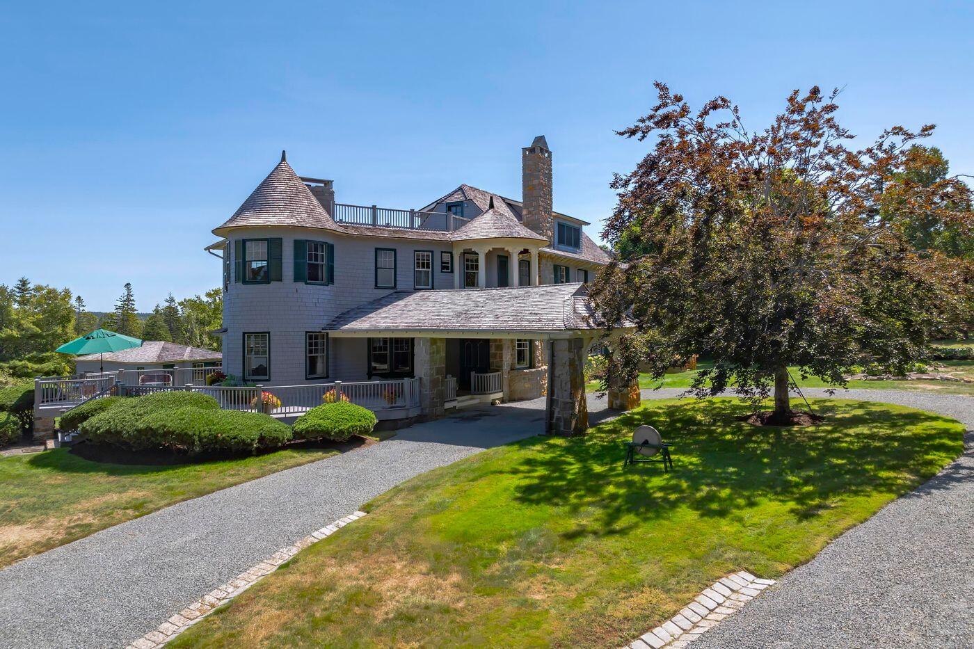 319 Grindstone Avenue Winter Harbor ME 04693