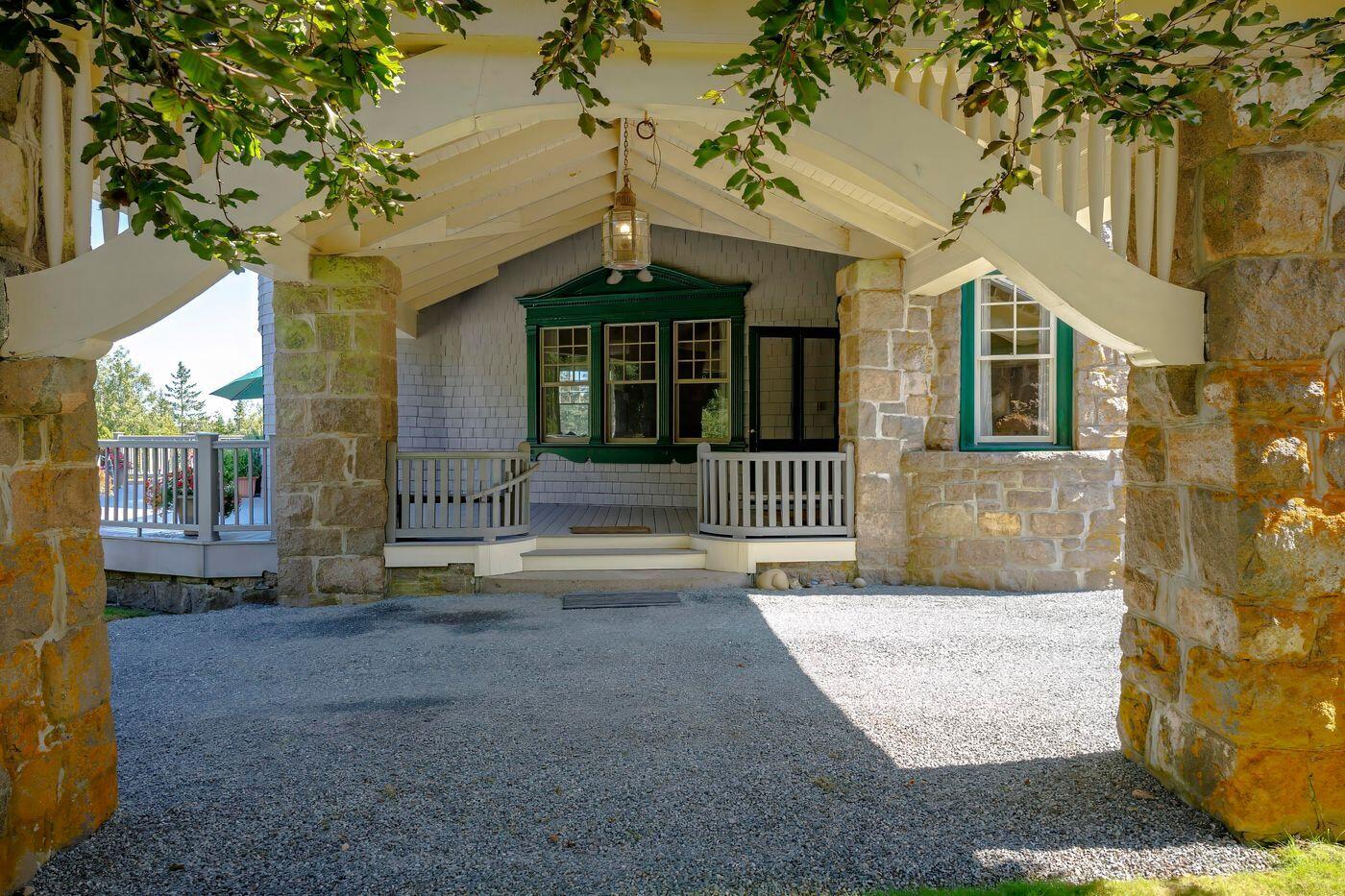 319 Grindstone Avenue Winter Harbor ME 04693