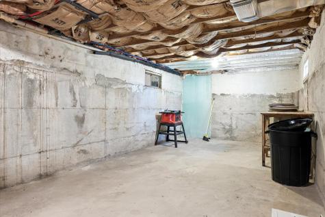 60 6th Street Bangor ME 04401
