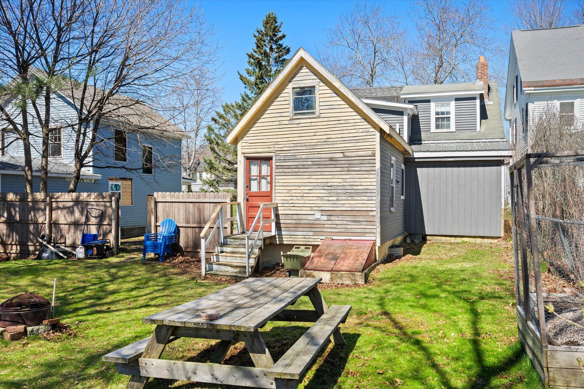 60 6th Street Bangor ME 04401