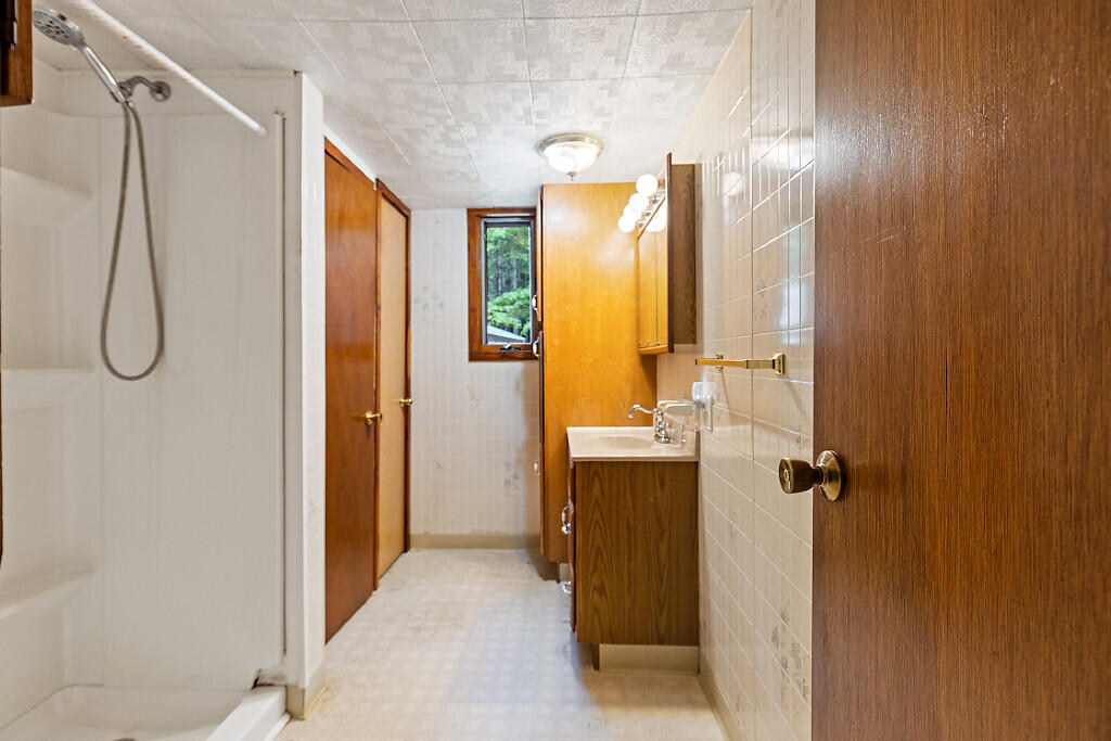 35 Abbott Road Albion ME 04910