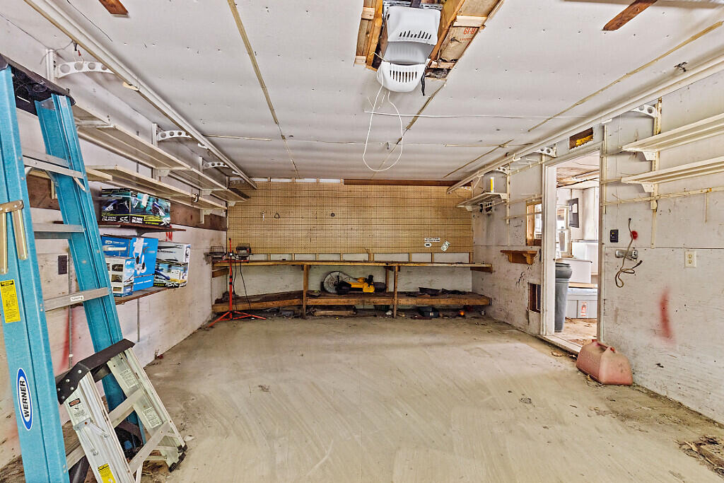 35 Abbott Road Albion ME 04910