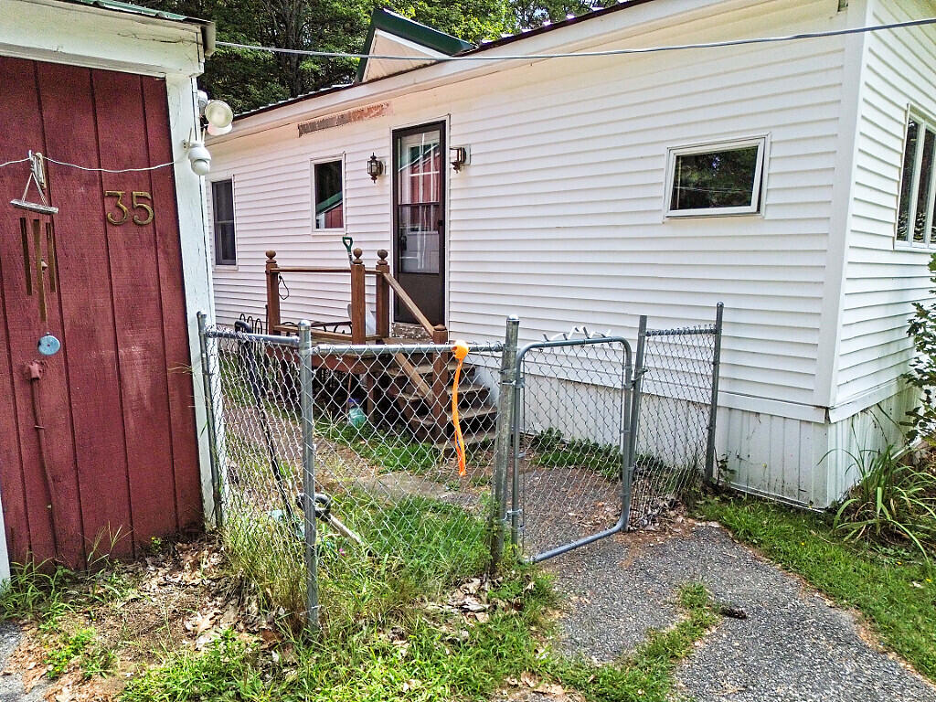 35 Abbott Road Albion ME 04910