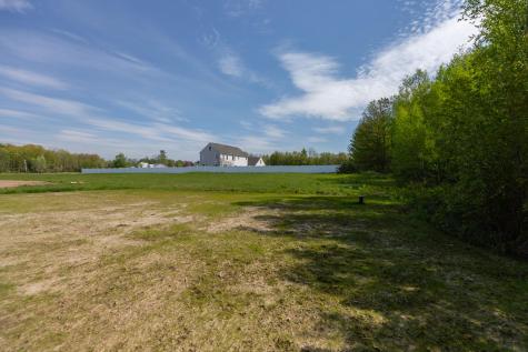 13 Tomahawk Lane Berwick ME 03901
