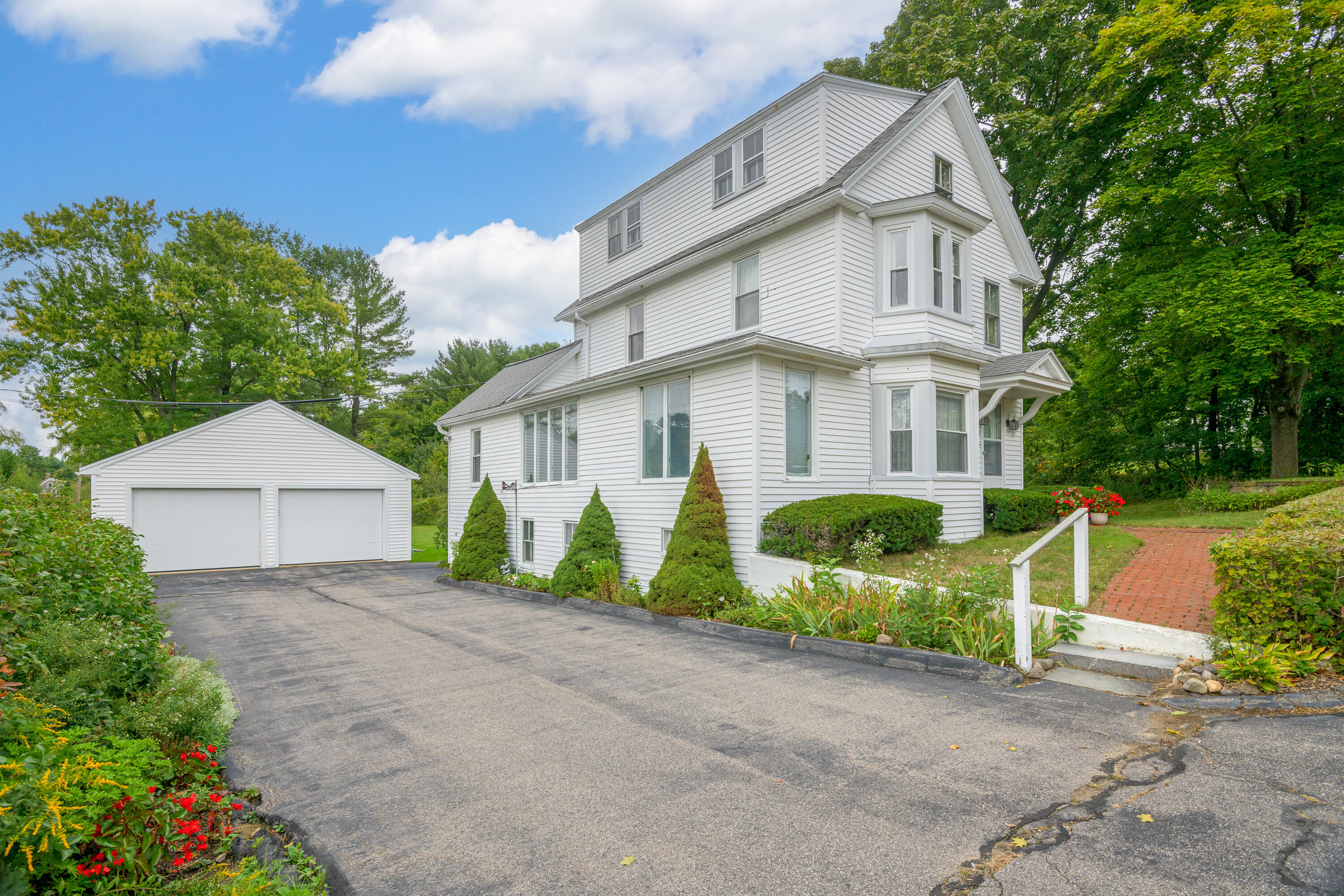 41 Lindsay Road York ME 03909