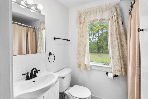 41 Lindsay Road York ME 03909