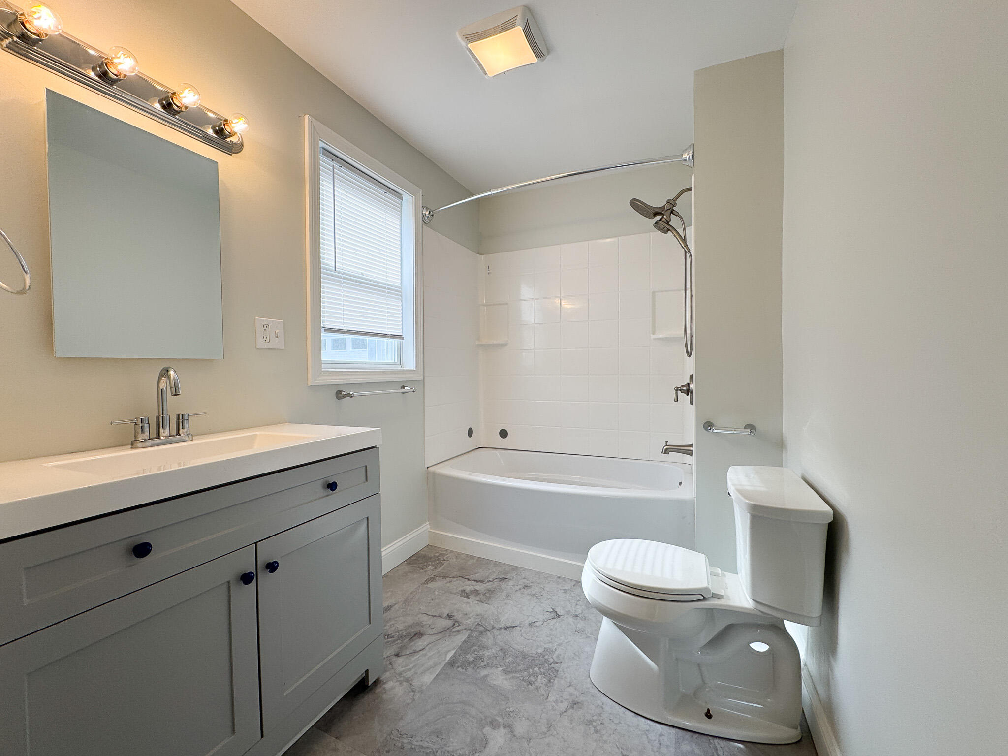 22 Ayer Street Lincoln ME 04457