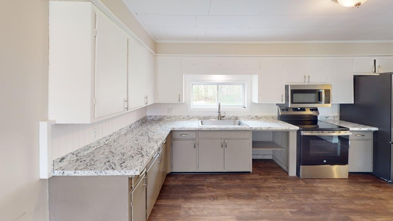 22 Ayer Street Lincoln ME 04457