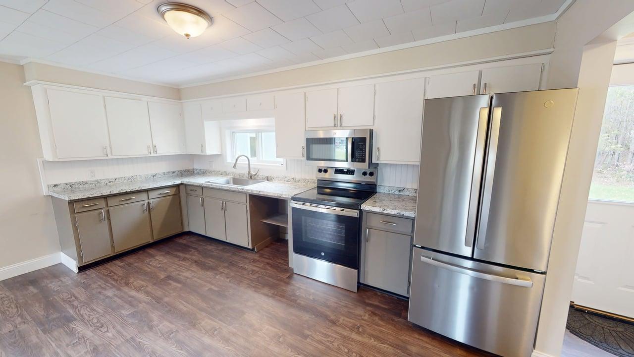 22 Ayer Street Lincoln ME 04457