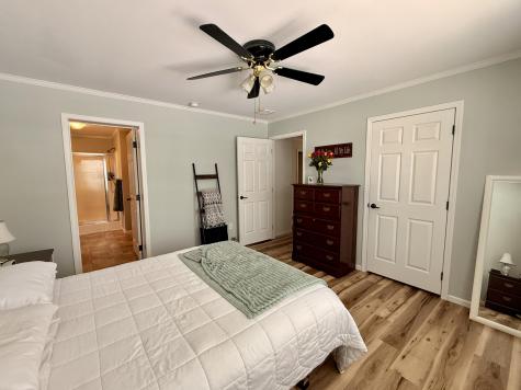 98 New County Road Rockland ME 04841