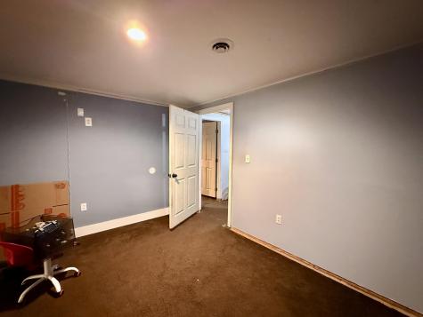 98 New County Road Rockland ME 04841