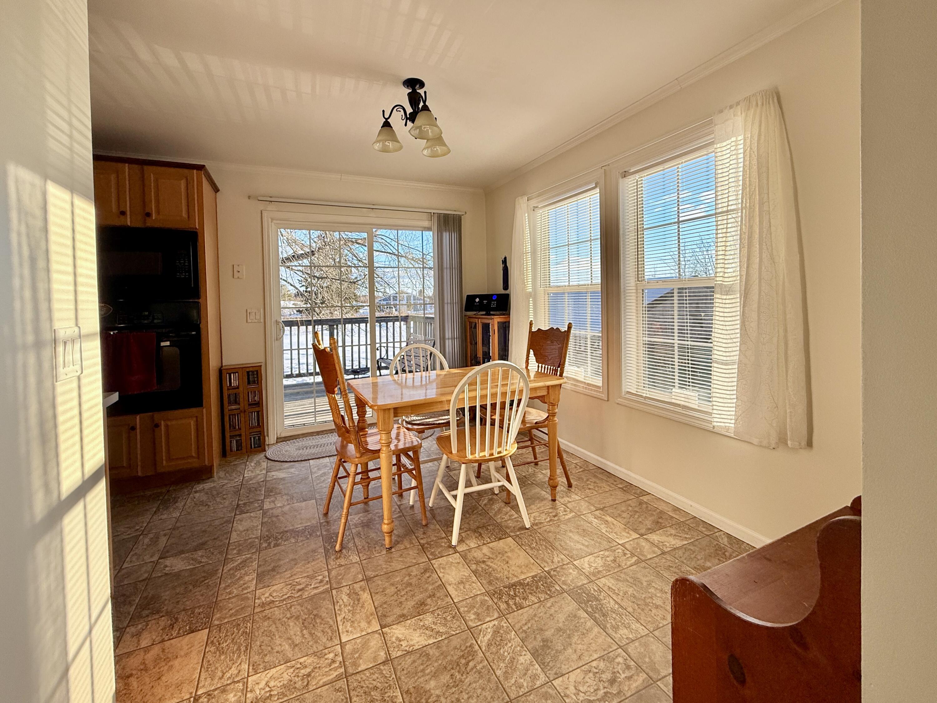 98 New County Road Rockland ME 04841