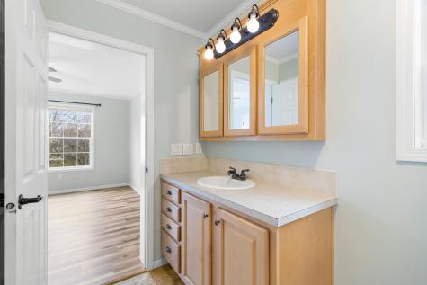 98 New County Road Rockland ME 04841