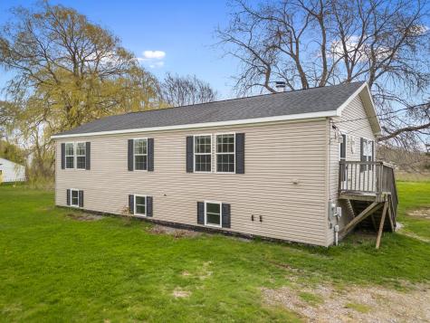 98 New County Road Rockland ME 04841