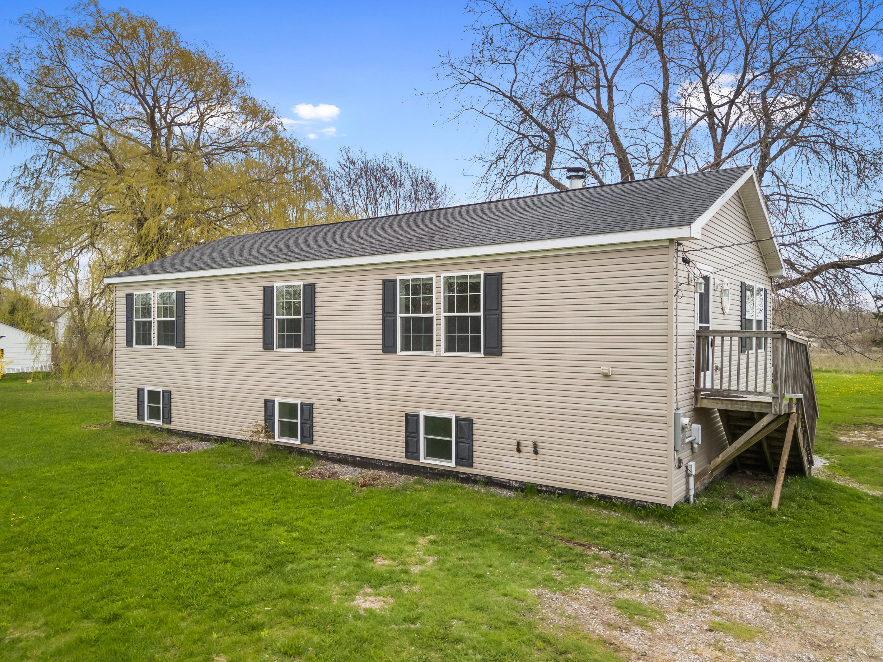 98 New County Road Rockland ME 04841