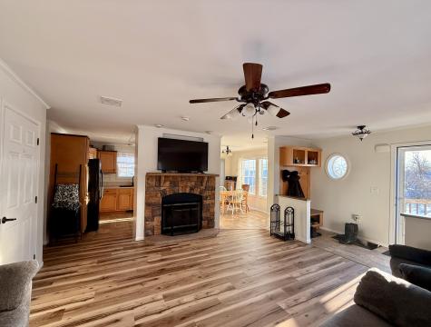 98 New County Road Rockland ME 04841