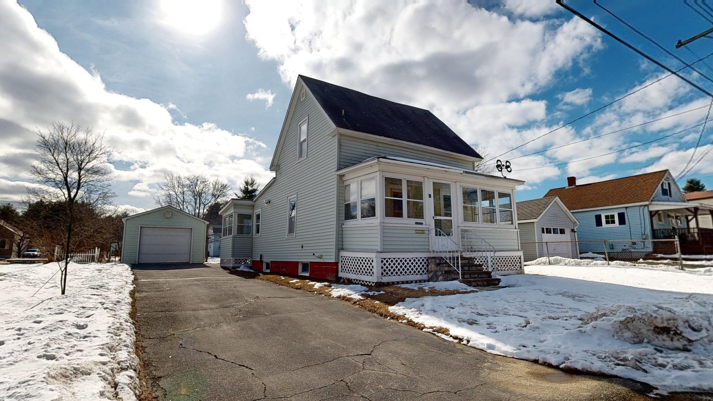 39 Fisher Avenue Lewiston ME 04240