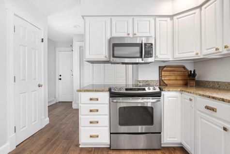1 Geary Way Falmouth ME 04105