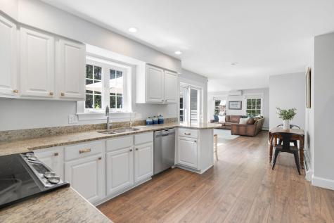 1 Geary Way Falmouth ME 04105