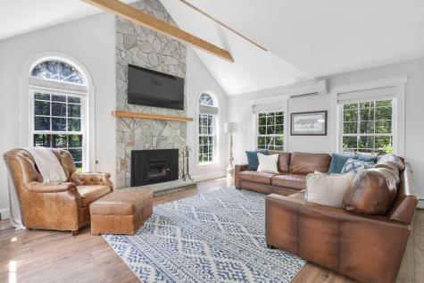1 Geary Way Falmouth ME 04105