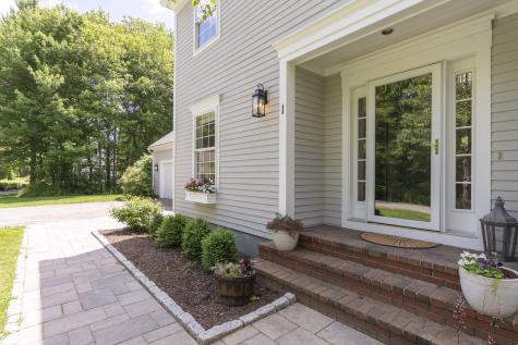 1 Geary Way Falmouth ME 04105