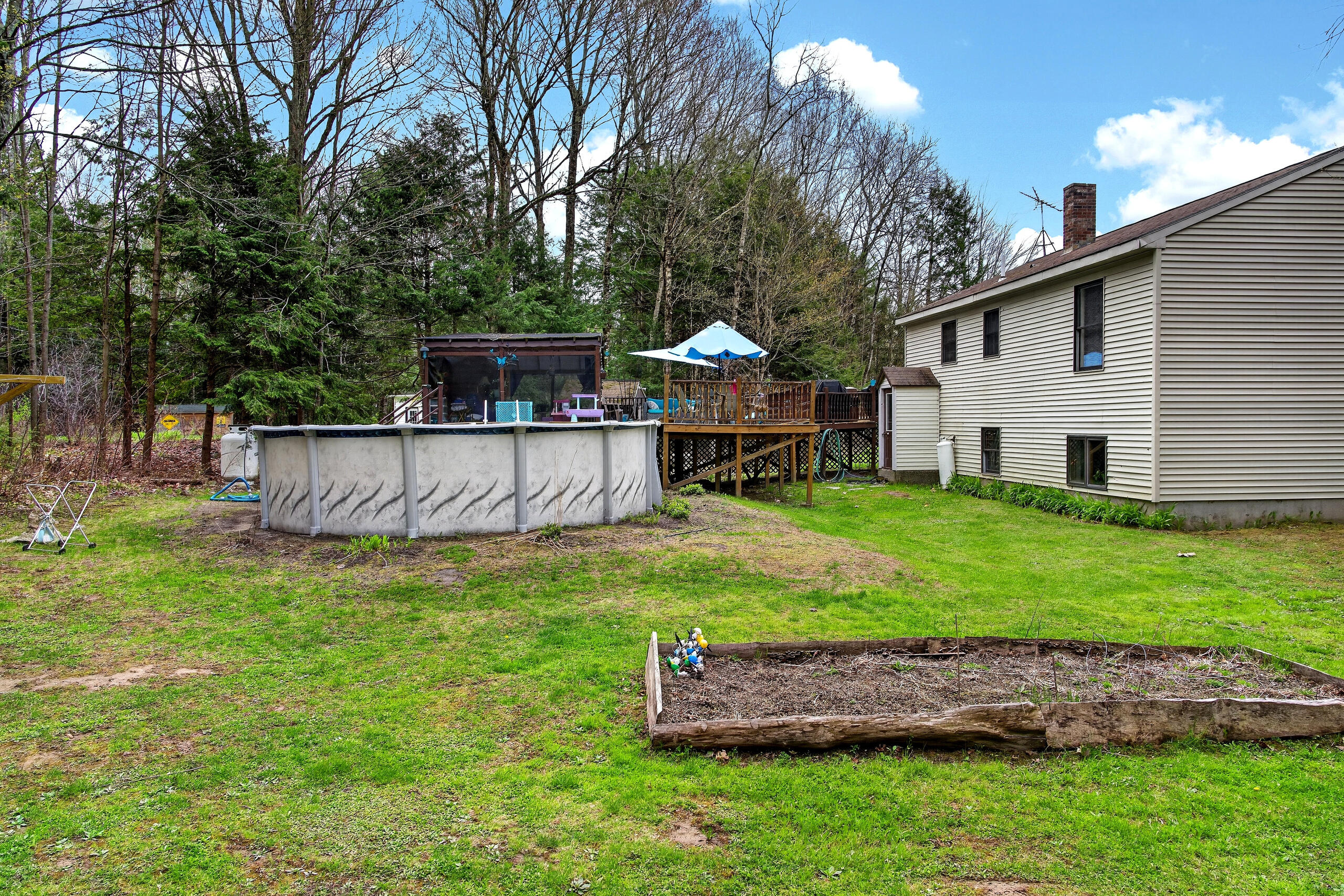 48 Hemlock Ridge Road Chelsea ME 04330