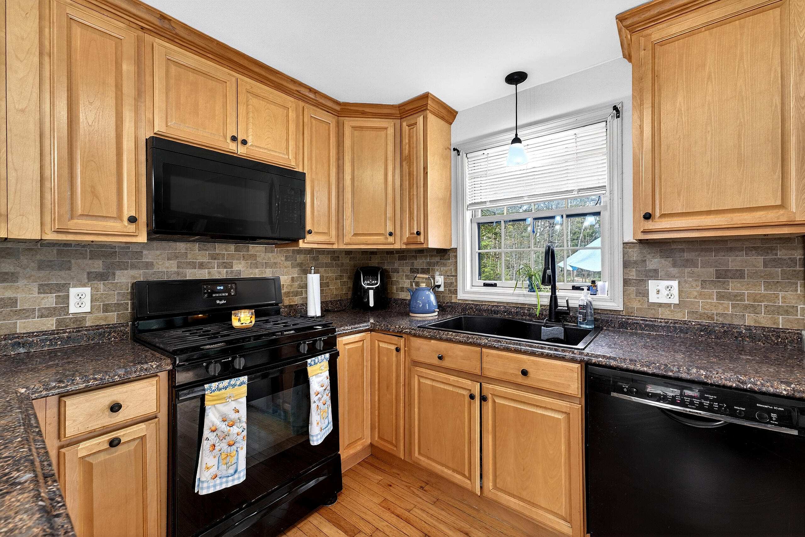 48 Hemlock Ridge Road Chelsea ME 04330
