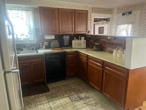 40 Lincoln Street Dover-foxcroft ME 04426