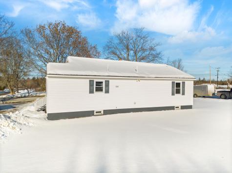 355 Center Road Fairfield ME 04937