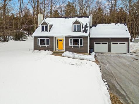 32 Andrew Terrace Oakland ME 04963