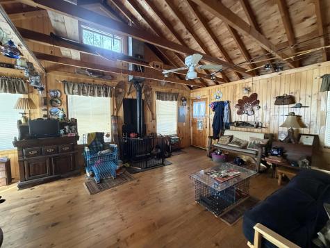 76 Hoover Lane Lincoln ME 04457