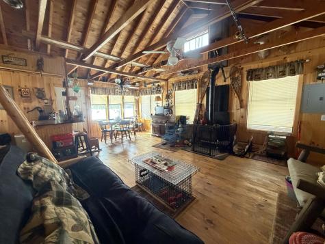 76 Hoover Lane Lincoln ME 04457