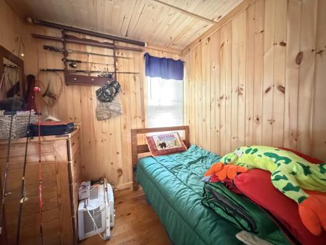 76 Hoover Lane Lincoln ME 04457