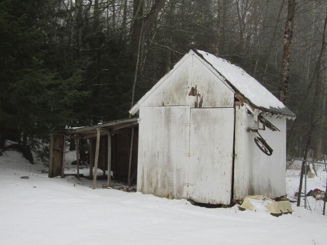 18 White Birch Lane Greene ME 04236