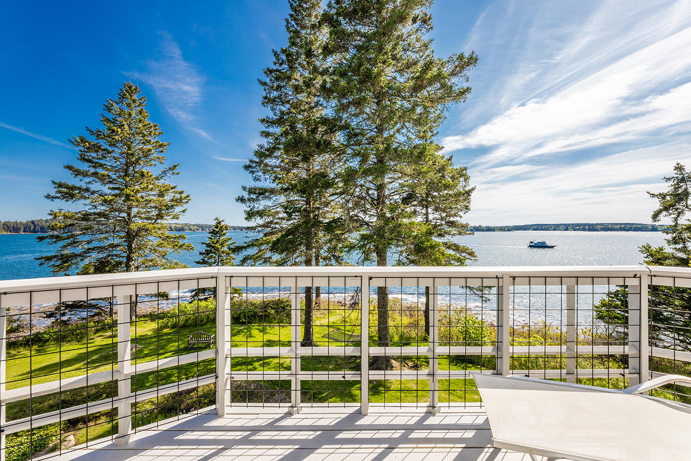 250 Davis Point Road Cushing ME 04563