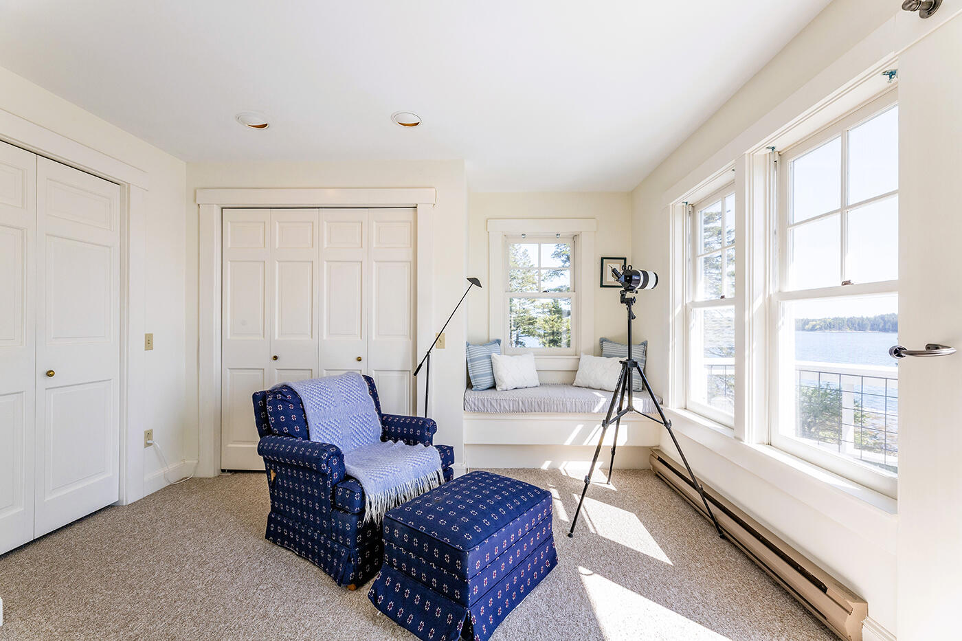 250 Davis Point Road Cushing ME 04563