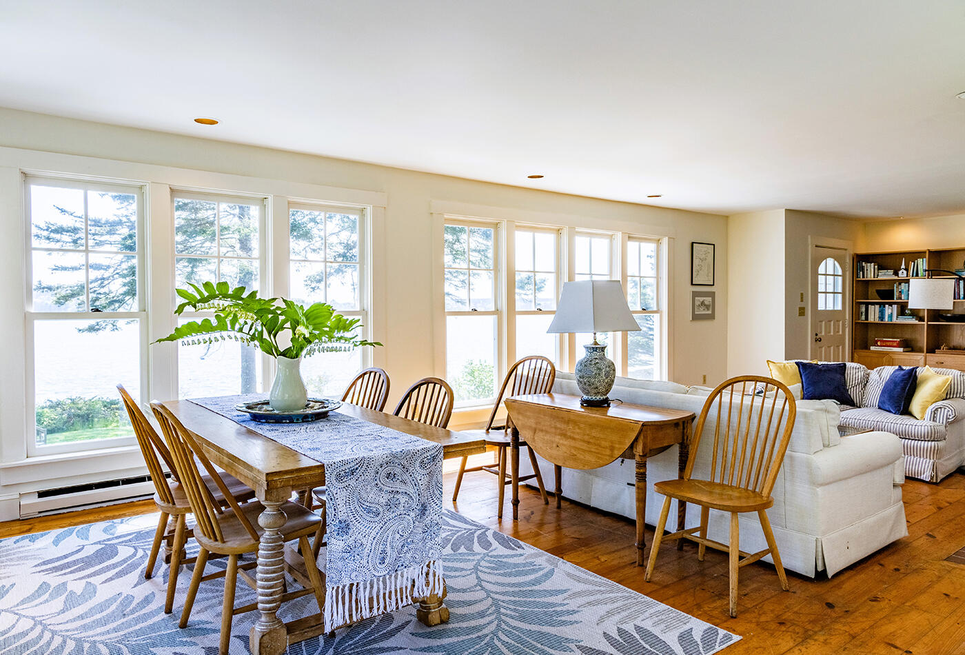 250 Davis Point Road Cushing ME 04563