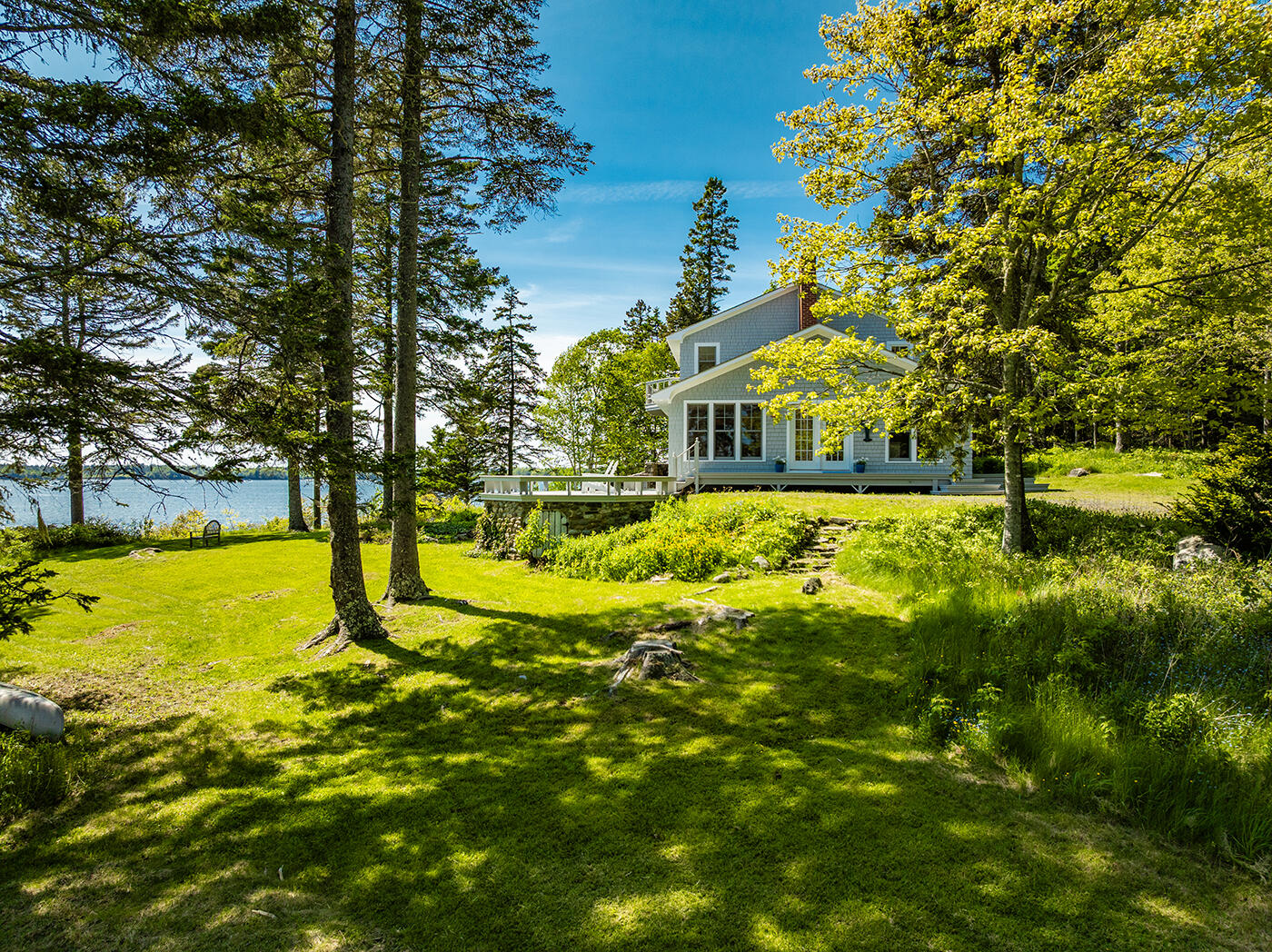 250 Davis Point Road Cushing ME 04563