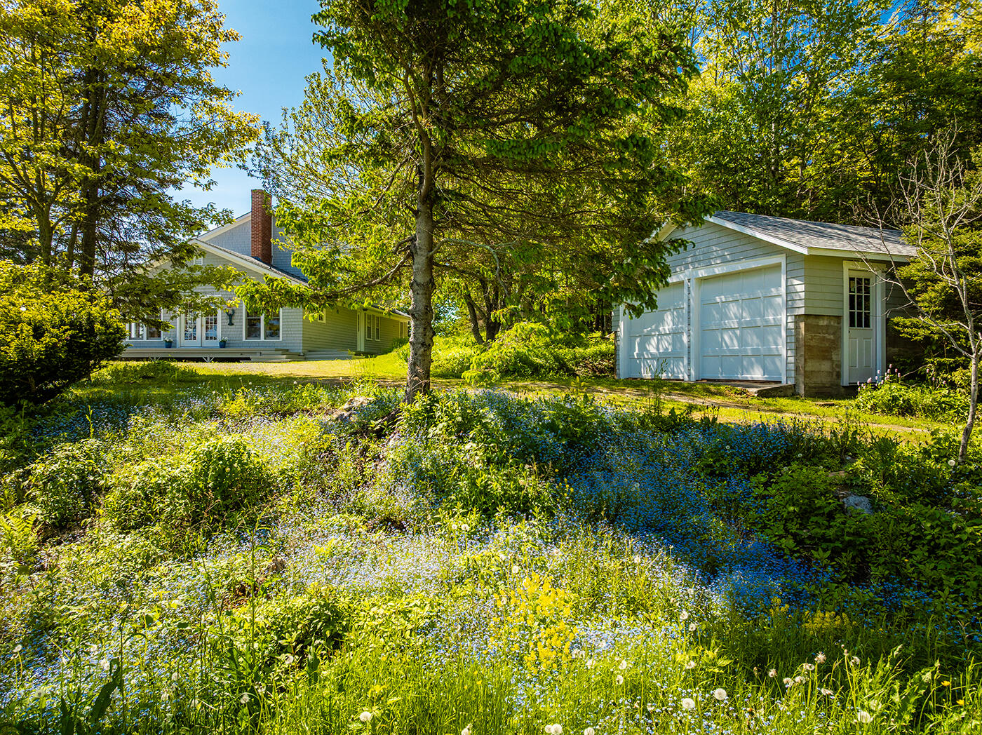 250 Davis Point Road Cushing ME 04563