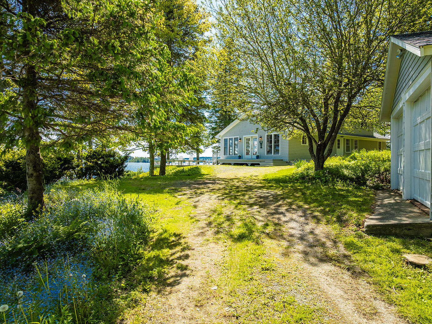 250 Davis Point Road Cushing ME 04563