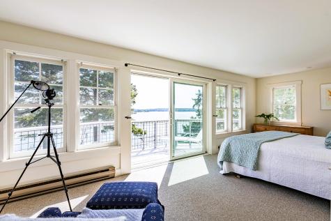 250 Davis Point Road Cushing ME 04563